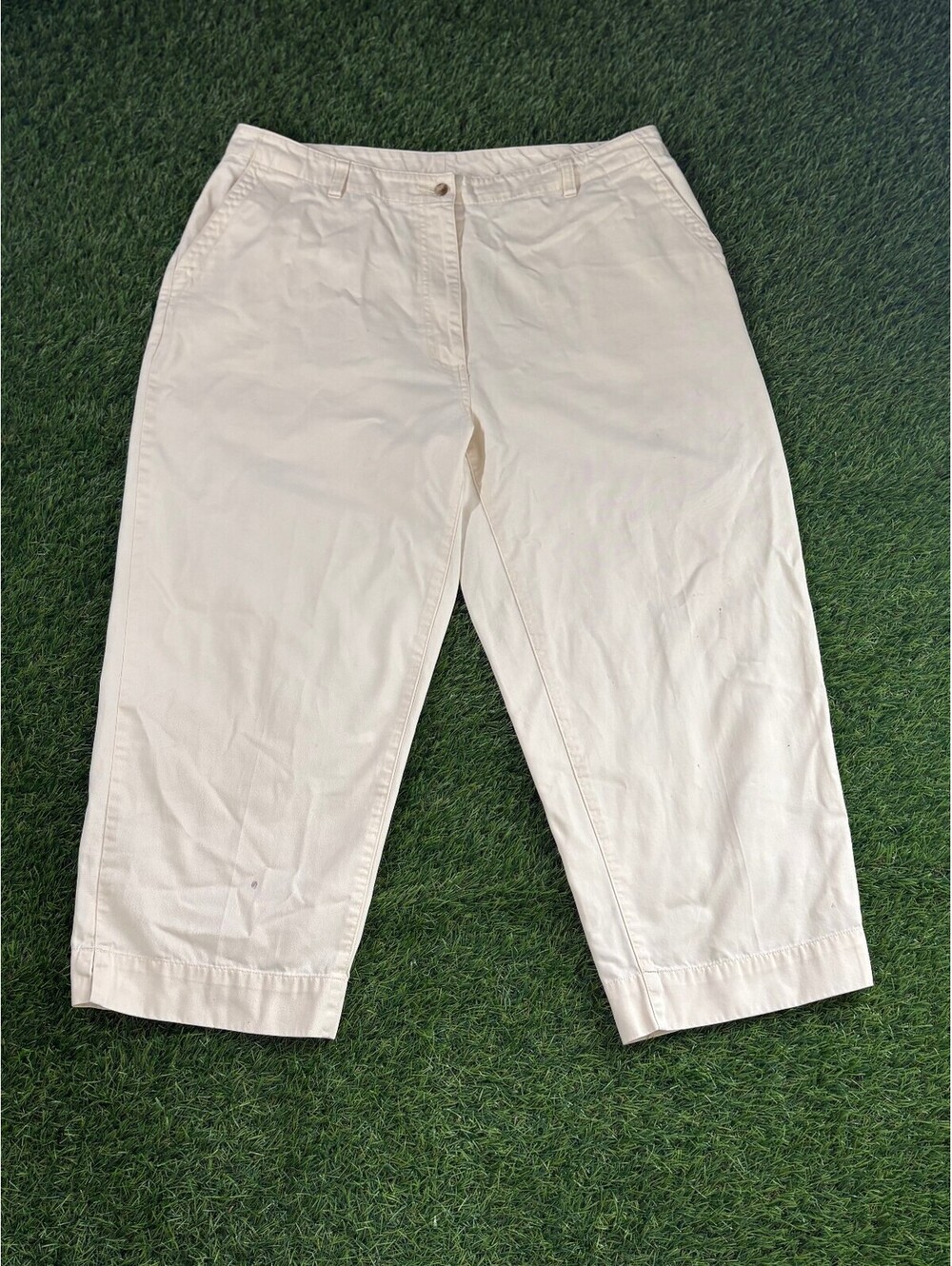 Vintage L.L.Bean Women's 18 Regular White Cotton Capri Pants